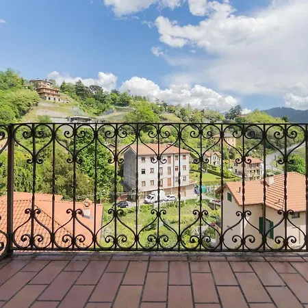 Vacation Family In By Rent * Tremezzo