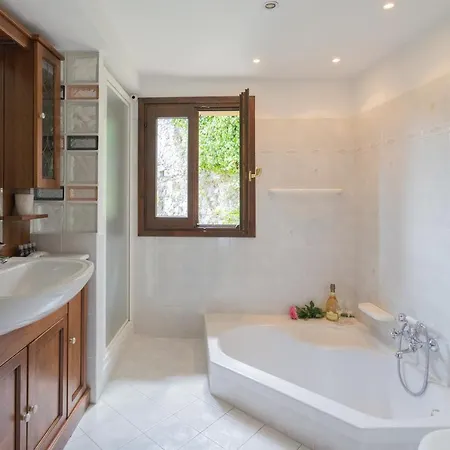 Vacation Family In By Rent *