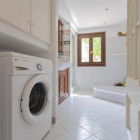 Vacation Family In By Rent Tremezzo